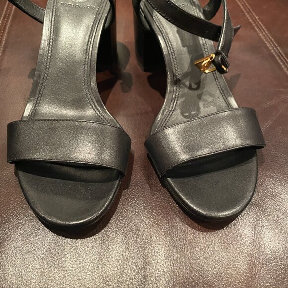 Tony Burch LAUREL 65MM BLACK size 6.5 - missing right ankle strap - Picture 3 of 7